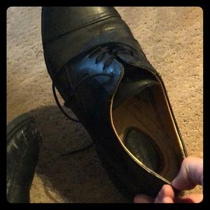 Dress shoe